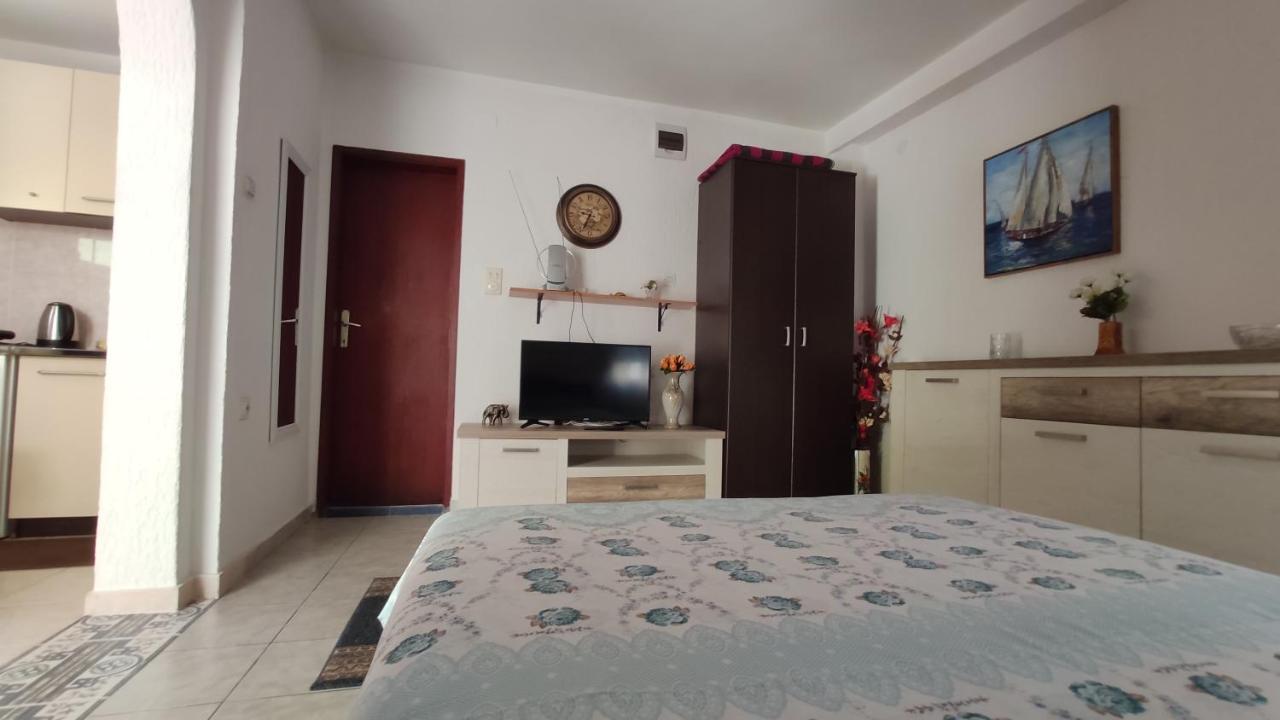 Apartments Ruza บุดวา ภายนอก รูปภาพ