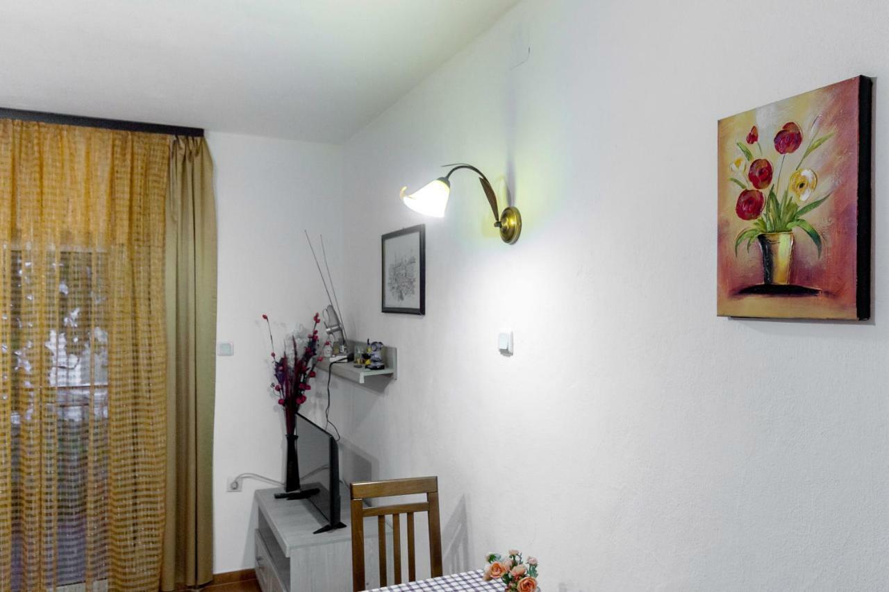 Apartments Ruza บุดวา ภายนอก รูปภาพ