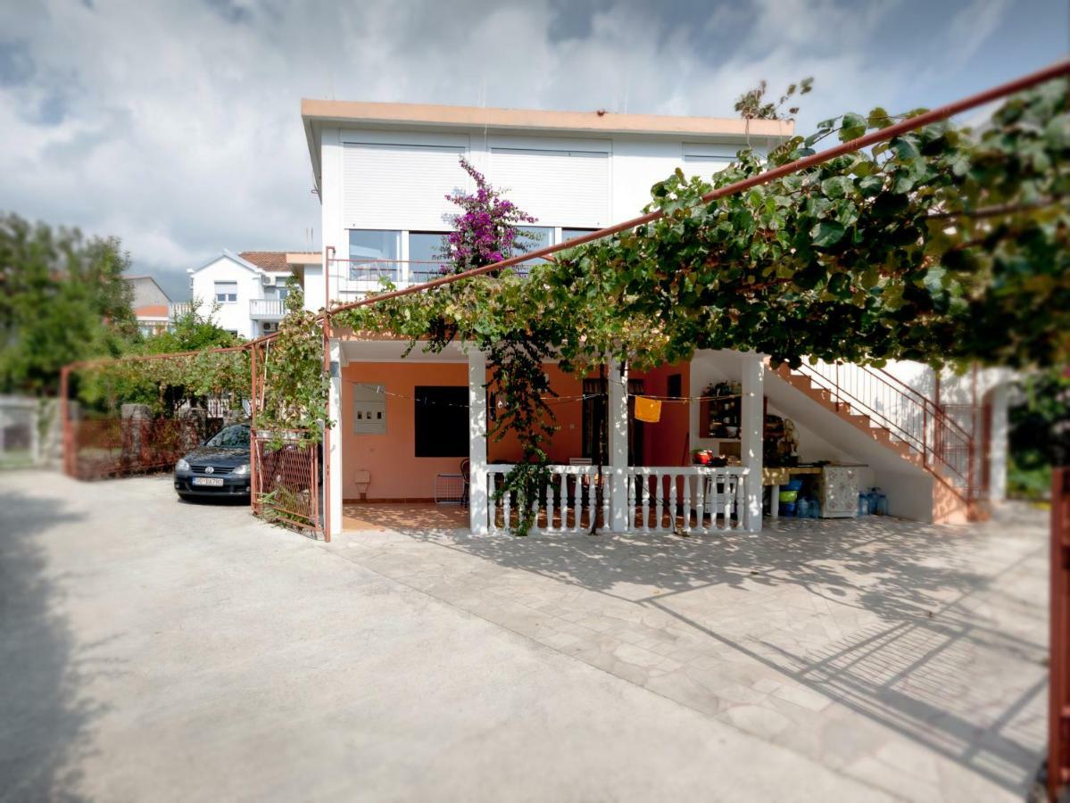 Apartments Ruza บุดวา ภายนอก รูปภาพ